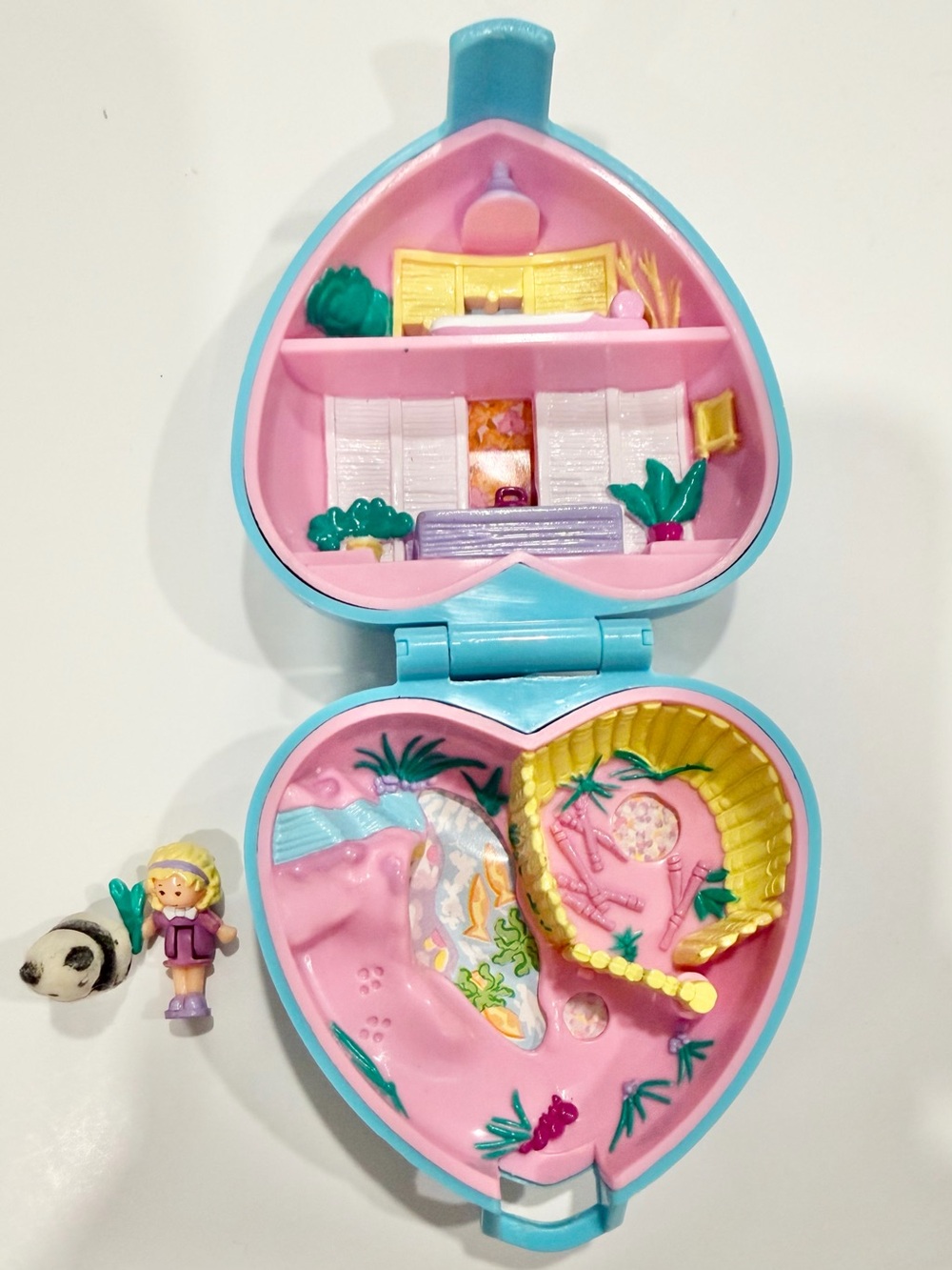 Vintage 1993 Polly Pocket Bluebird Toys Pretty Pandas Playset w/ Polly + 1 Panda